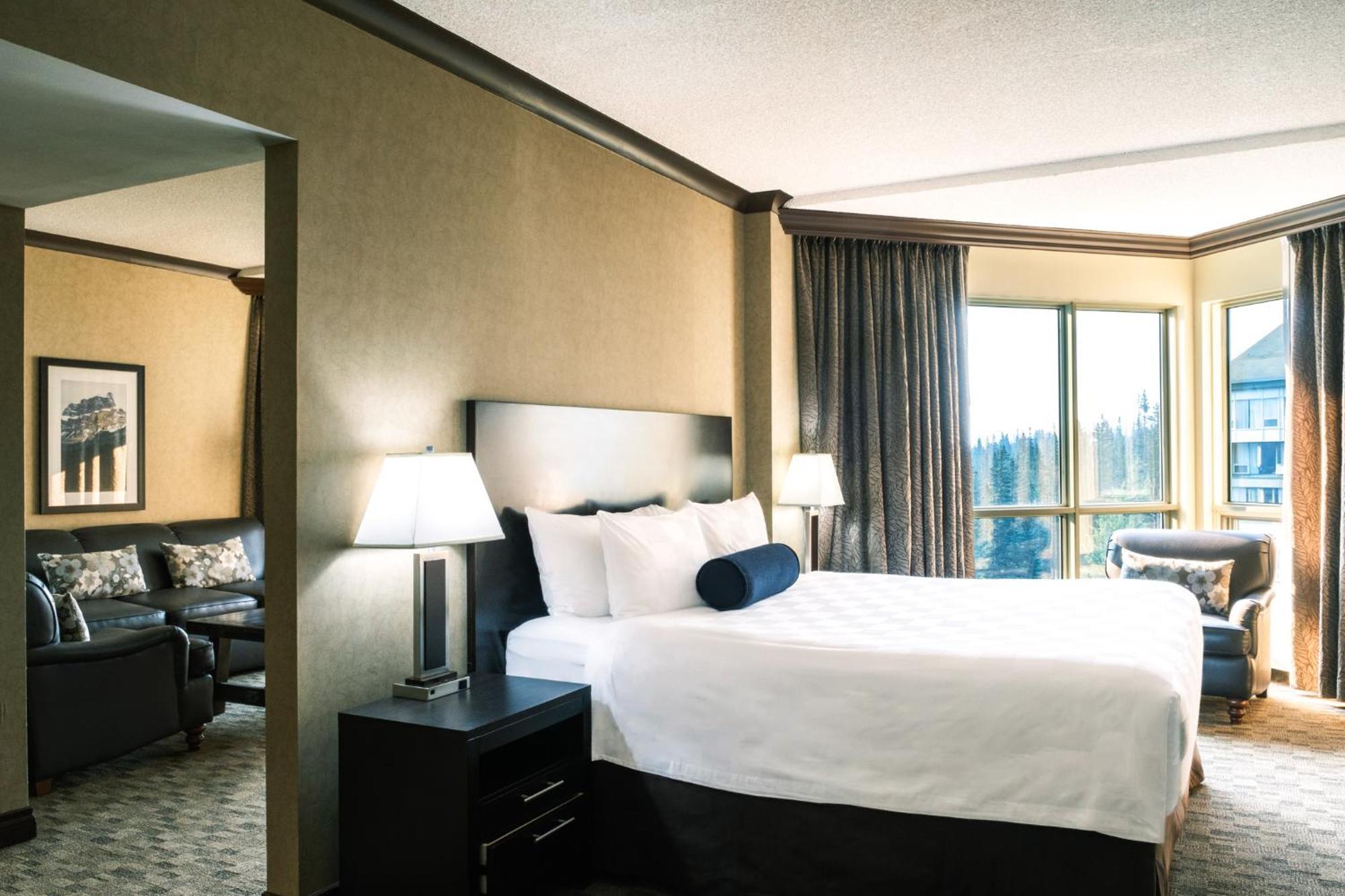 The Rimrock Resort Hotel Банф Экстерьер фото